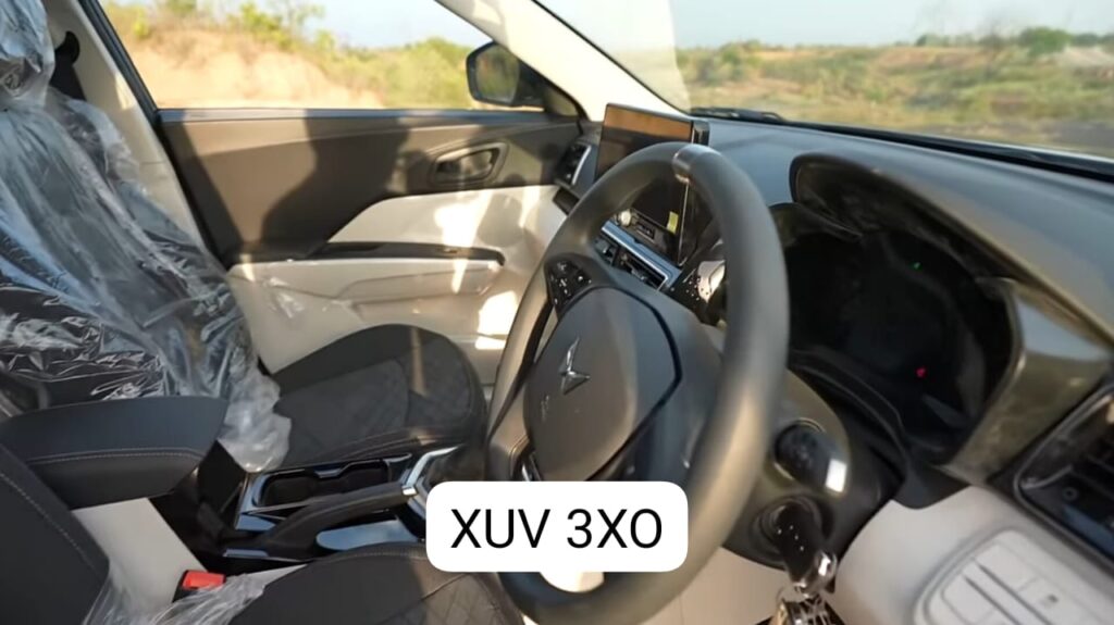 Mahindra XUV 3XO SUV Price details in Hindi