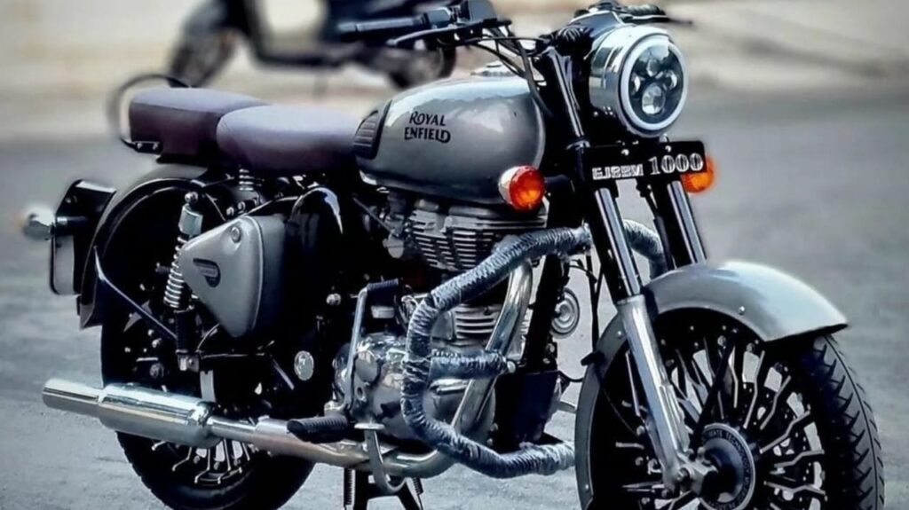 EMI Plan On Royal Enfield Classic 350 details in Hindi