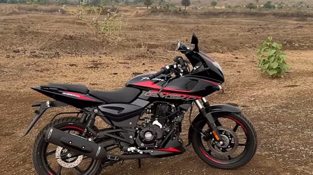 Bajaj Pulsar 220F का Price
